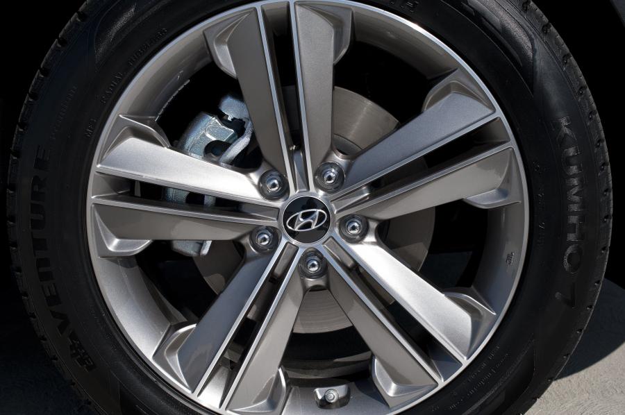  Hyundai Santa Fe 2013 года  (фото 81 из 108)